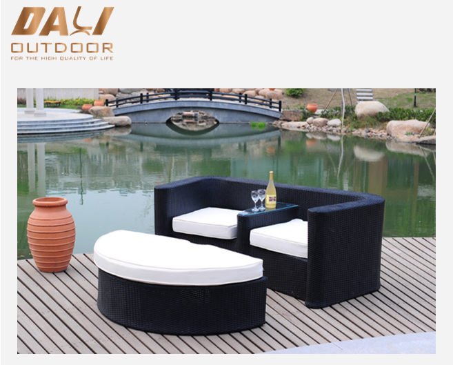 Outdoor PE Rattan Wicker Patio Love Seat Zestaw wypoczynkowy z podnóżkiem